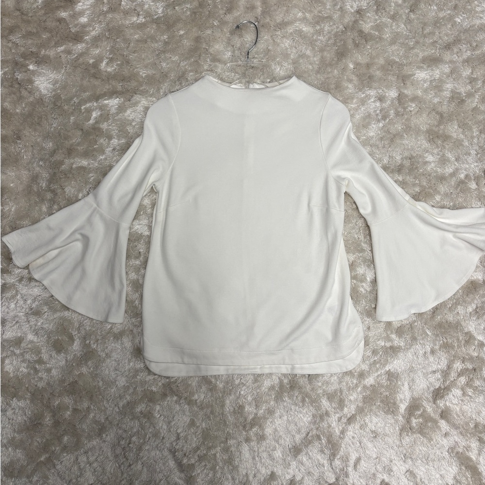 Crown & Ivy Soft and Elegant White Bell Sleeve Top Women’s XS-Boho